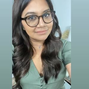 Meet your Posher, Daniela